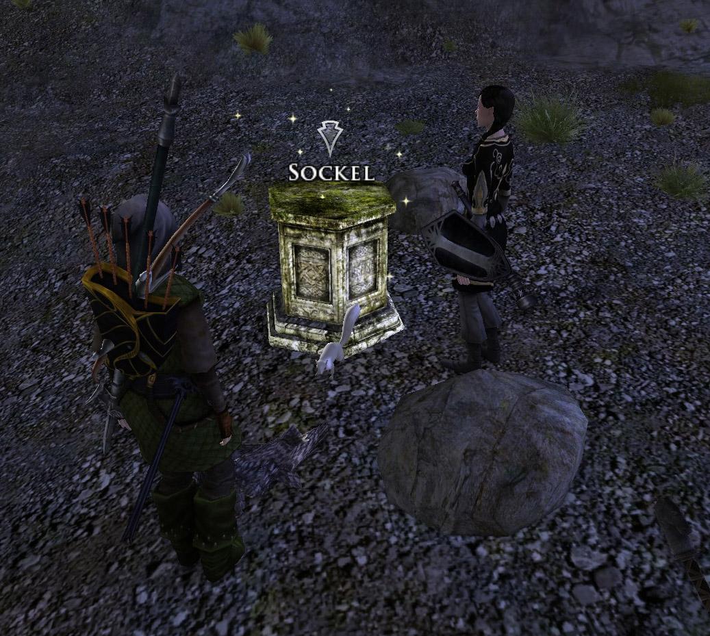 Runen Statue in Lorien